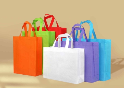 Loop handle non woven bags